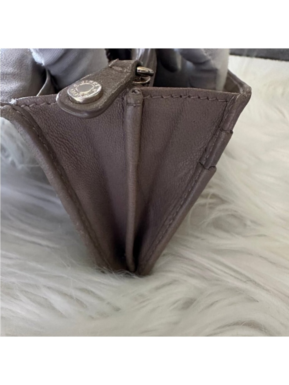 Jimmy Choo Taupe Leather Star Appliqué Wallet - Picture 15 of 16